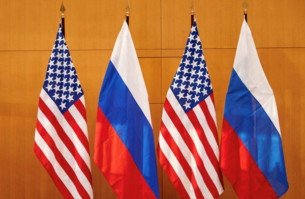 Putin’s envoy travels to Miami for talks with American delegation.