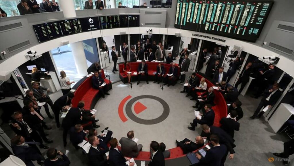 Investors increase allocations to gold and gold miner ETFs in January amid safety concerns