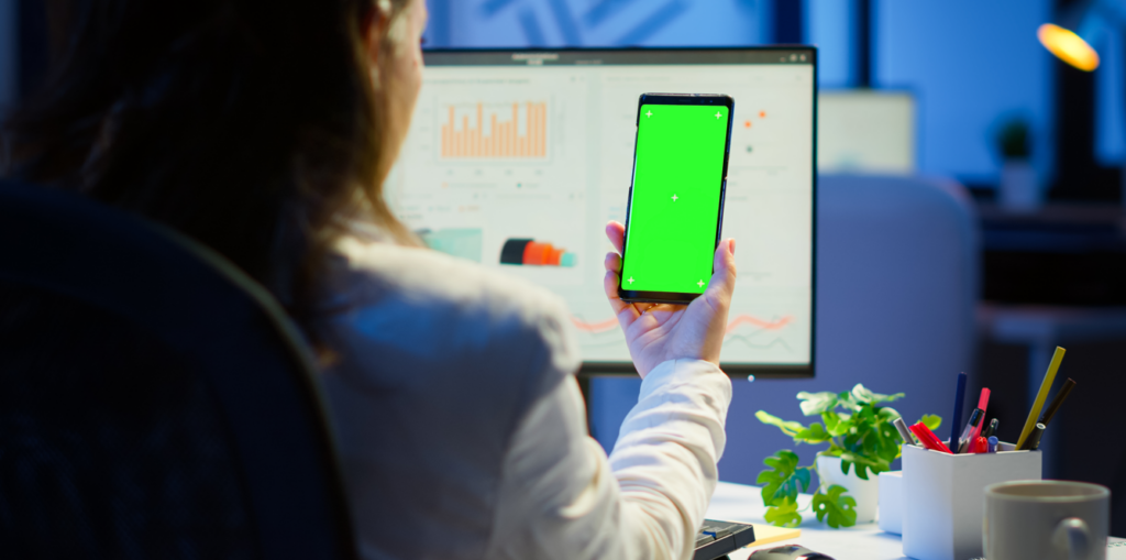 Apple’s Siri Overhaul Delayed Again—Is the AI Race Slipping Away?