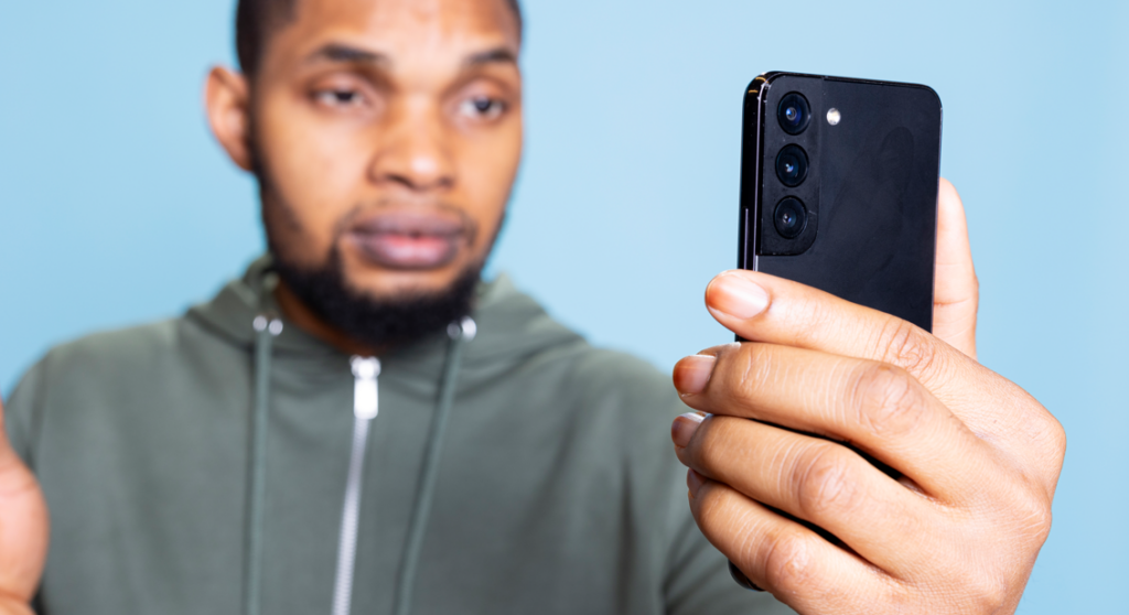 Samsung’s Galaxy S26 Ultra Promises an “AI Phone” Revolution