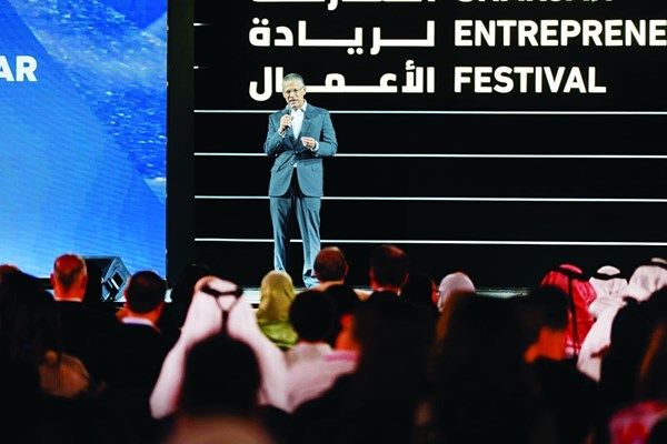 Sharjah Entrepreneurship Centre discusses role of artificial intelligence in shaping productivity and enhancing innovation