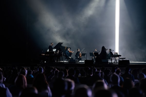 Max Richter captivates audience at Saadiyat Nights