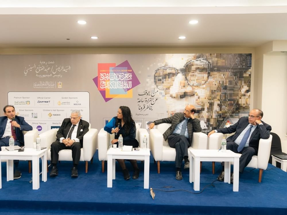 Abu Dhabi Arabic Language Centre organizes dialogue session on cultural work and nation building