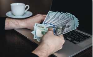 Why Cash is Making a Stunning Comeback in the Era of Digital Dollars